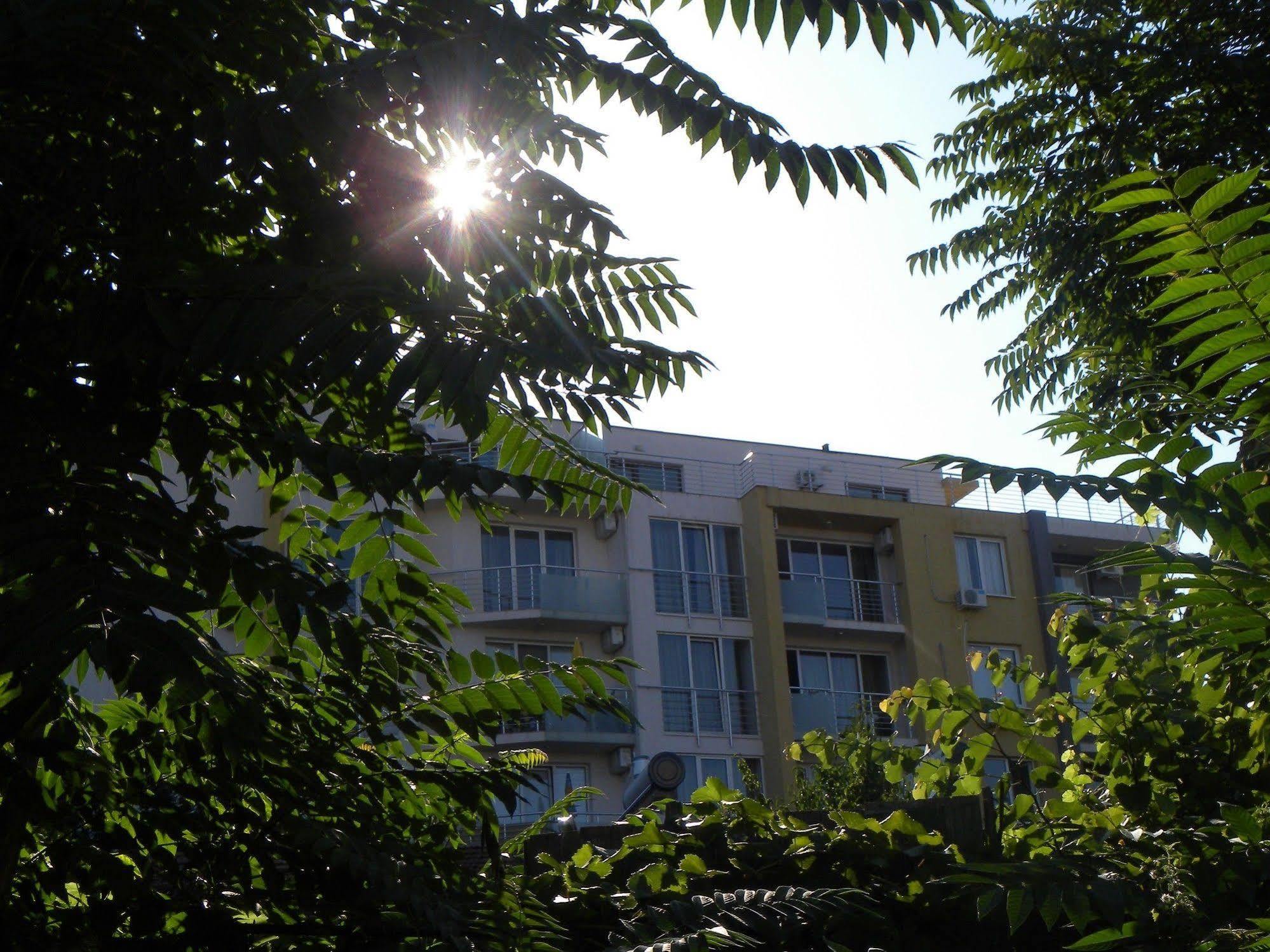 Apartcomplex New Tawn Obzor Exterior foto